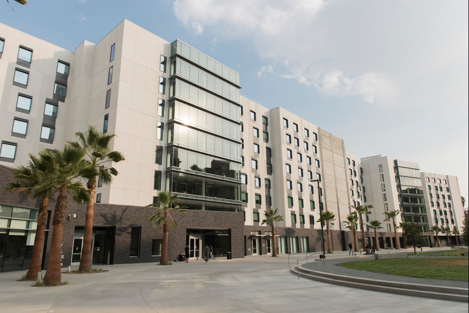 Cal State LA hosts inaugural CLYLP Los Angeles Institute to empower Latino youth leaders